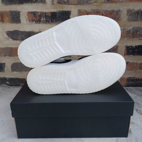 Nike Air Jordan 1 Mid "Diamond" Iridescent Sneakers Shoes - Picture 7 of 13